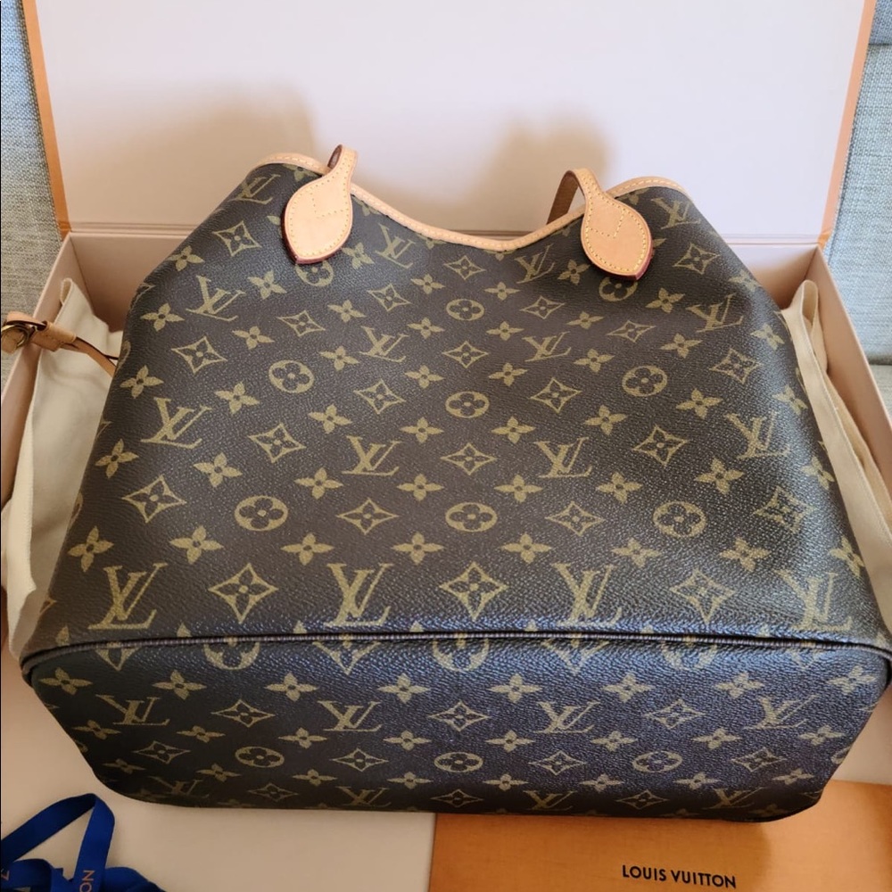 Louis Vuitton Monogram Neverfull MM